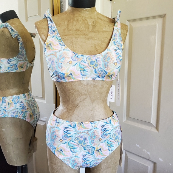 ANTONIO MELANI Other - 🌻NWT Antonio Melani Liberty of London swimsuit